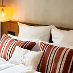 فندق مبيت وإفطار Moya Boutique Sleep *