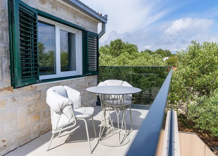 Moya Boutique Sleep Bed & Breakfast Mali Drvenik