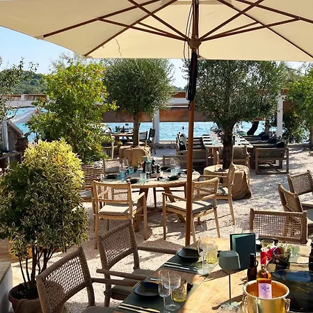 Bed & Breakfast Moya Boutique Sleep Mali Drvenik