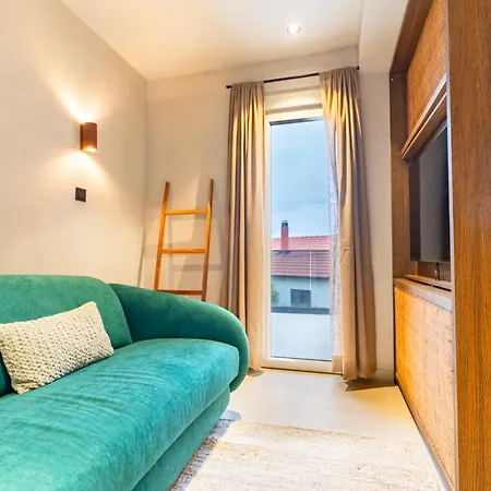 Moya Boutique Sleep Panzió Mali Drvenik