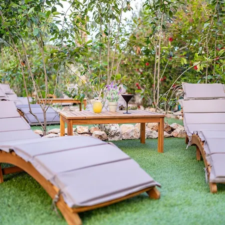 Moya Boutique Sleep Bed & Breakfast Mali Drvenik