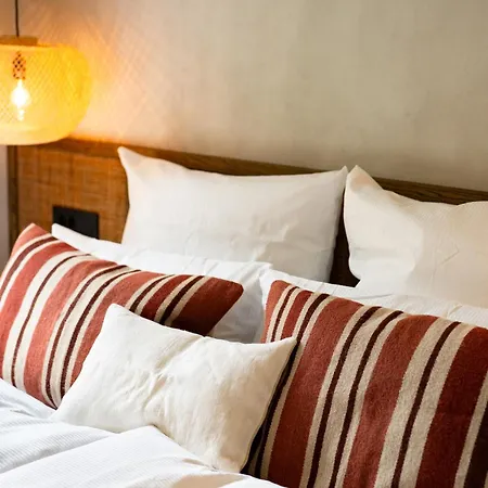 Bed & Breakfast Moya Boutique Sleep *