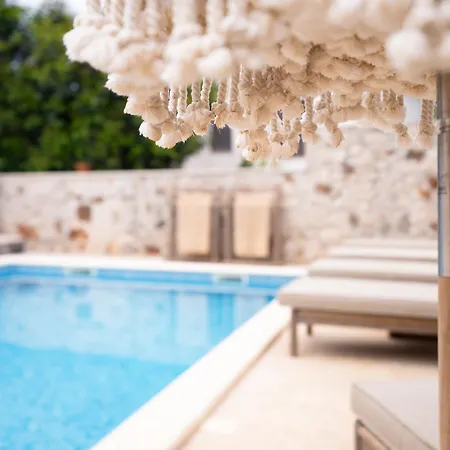 Moya Boutique Sleep Bed & Breakfast *